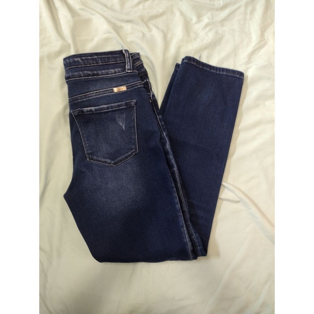 KanCan Jeans Women's Dark Wash Distressed High Rise Straight Leg Jeans Size 7 27